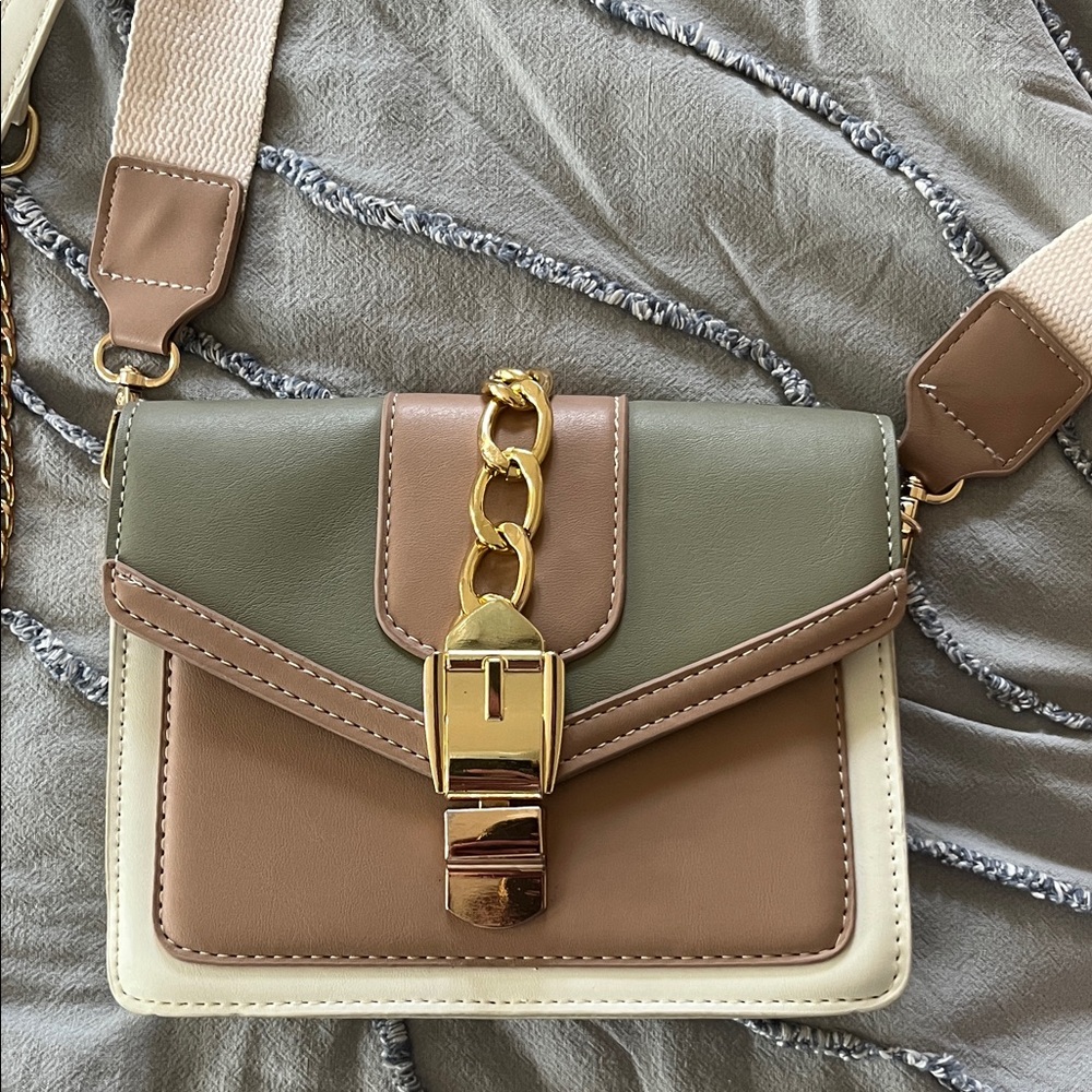 Neutral Colorblock Crossbody Bag with Gold Hardware